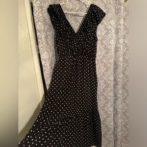 Arula maxi dress size X, black with white polka dots